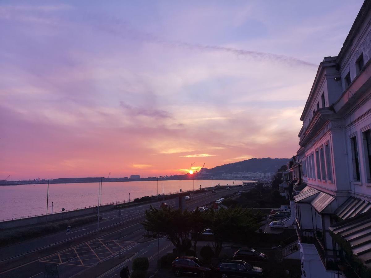Whole Flat Next To Dover Port With Parking Zewnętrze zdjęcie