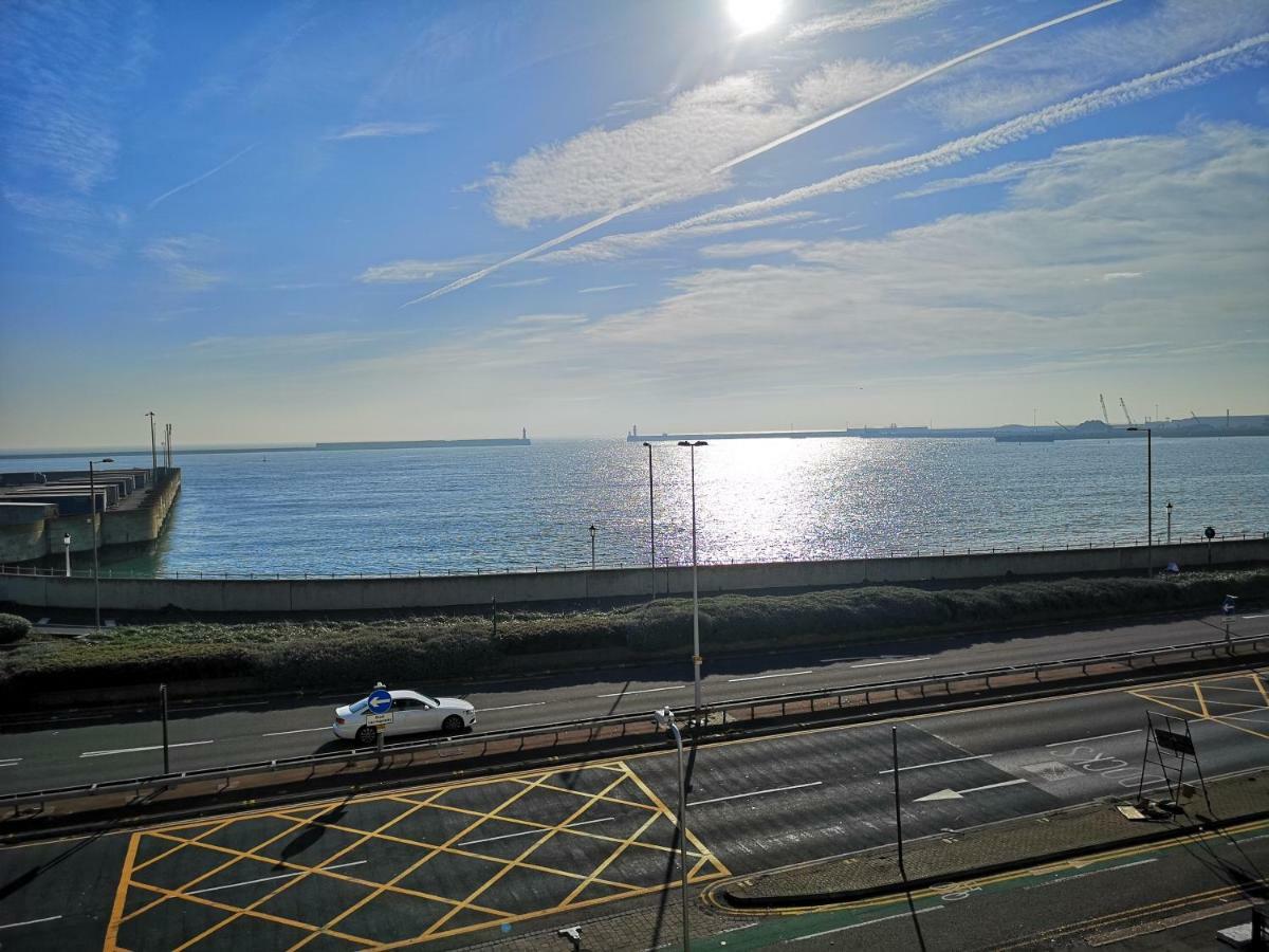 Whole Flat Next To Dover Port With Parking Zewnętrze zdjęcie